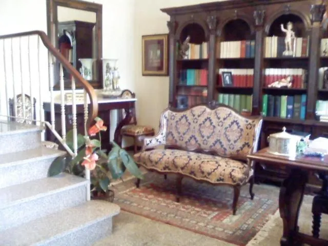 Le Meridiane Πανσιόν 3*